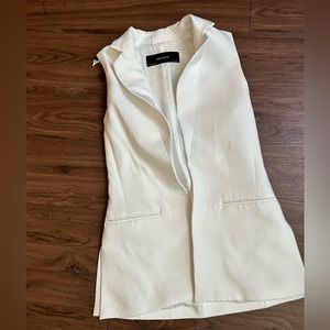 Zara white vest-xs